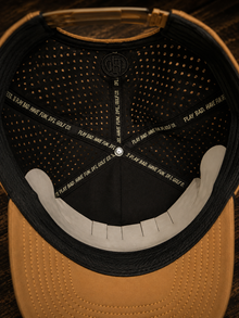 Mighty Mini – Performance Golf Hat + Magnetic Ball Marker